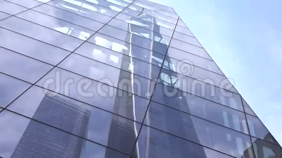 纽约市新世界贸易中心大楼及其改建视频的预览图