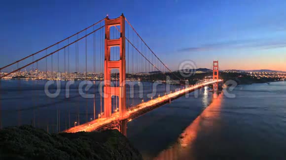 金门大桥日落之间圣弗朗的时间流逝剪辑3视频的预览图