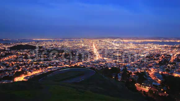旧金山白天夜晚的时间流逝4K4096x2304视频的预览图