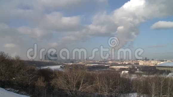 俄罗斯冬季莫斯科城市景观视频的预览图