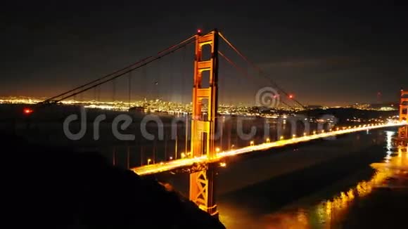 时间流逝夜晚的潘金门大桥4K4096x2304视频的预览图