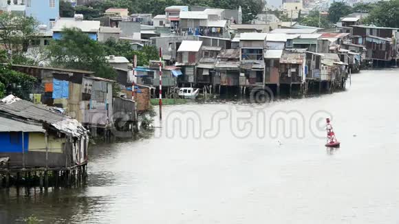 西贡河上的棚屋越南胡志明市视频的预览图
