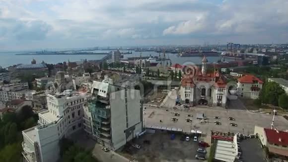 罗马尼亚康斯坦塔工业港鸟瞰图视频的预览图