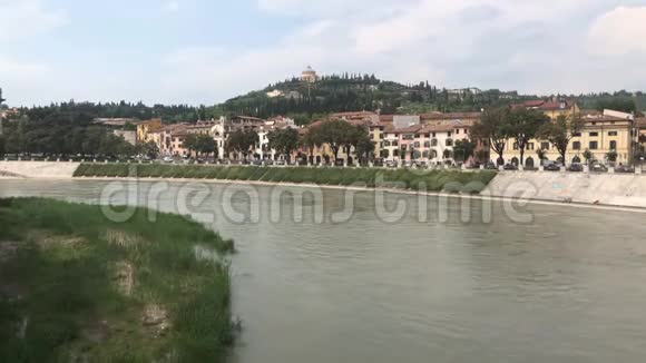 意大利维罗纳的阿迪格河景观视频的预览图