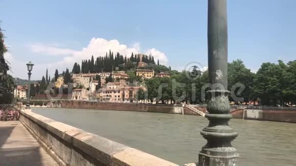 意大利维罗纳的阿迪格河景观视频的预览图