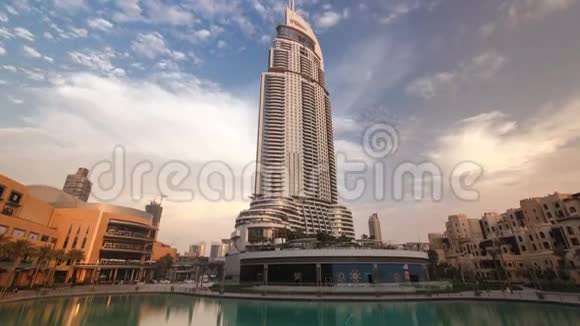 迪拜市区日落时间酒店视频的预览图