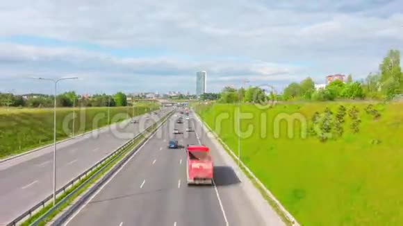 城市的公路交通超时视频的预览图
