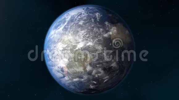 地球和太阳照相机绕着行星飞行地球正在接近从太空看到的现实的气氛视频的预览图