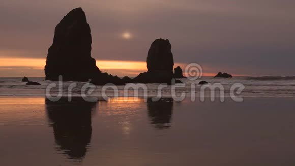 日落峰俄勒冈州海岸视频的预览图