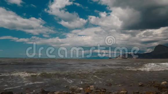 石海滩高清视频的预览图