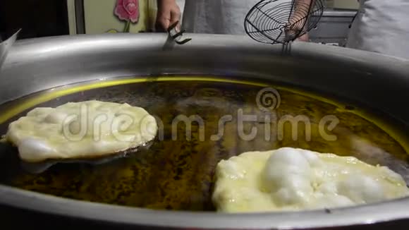 烹饪传统的万圣节派录像视频的预览图