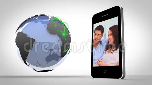 全球智能手机上的情侣视频视频的预览图