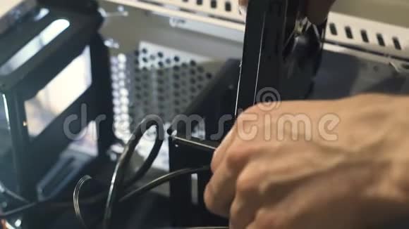 计算机技术电子工程师维修电脑cpu硬件升级主板组件Pc视频的预览图