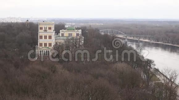 白俄罗斯Gomel2016年3月23日Gomel的RumyantsevPaskevich市公园宫殿视频的预览图