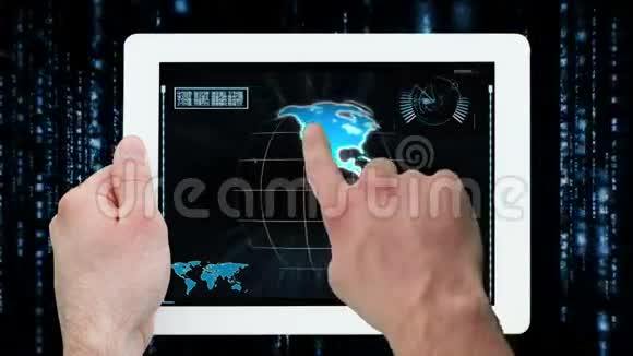使用数码平板电脑显示呼叫中心工作人员的手视频的预览图