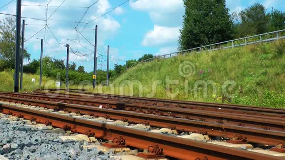德国的火车和瓦贡斯运输铁路视频的预览图