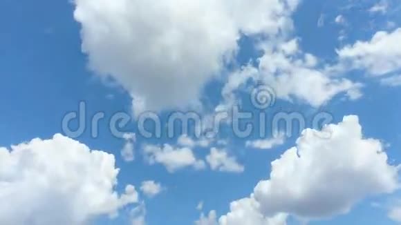 4KUHD延时云景时间间隔白云横扫蓝天视频的预览图