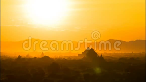 日落时间在缅甸巴甘视频的预览图