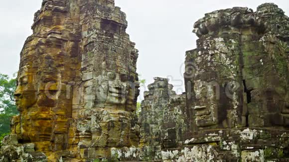 巴彦古寺建筑群的废墟柬埔寨吴哥汤姆视频的预览图