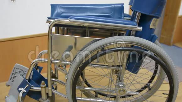 轮椅手术视频的预览图