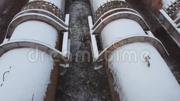冬季老厂的管道偷了大管道视频的预览图