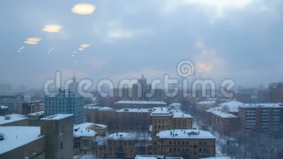 雪窗城景视频的预览图