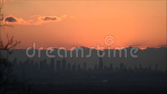 日出大低云22秒黎明纽约市从新泽西州来视频的预览图