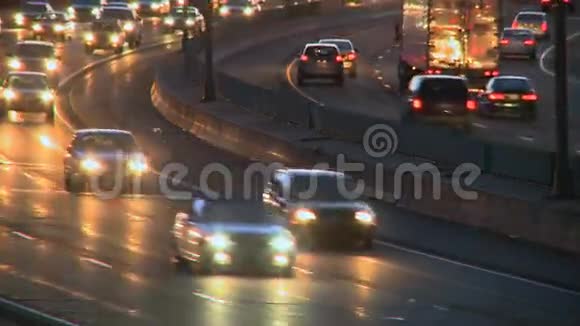 高速公路旅行之夜31视频的预览图
