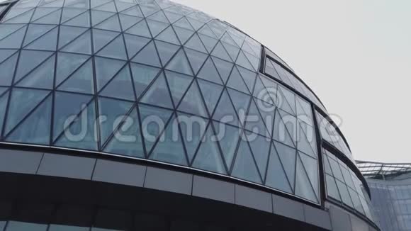 伦敦塔桥市政厅大楼伦敦英格兰2018年12月16日视频的预览图