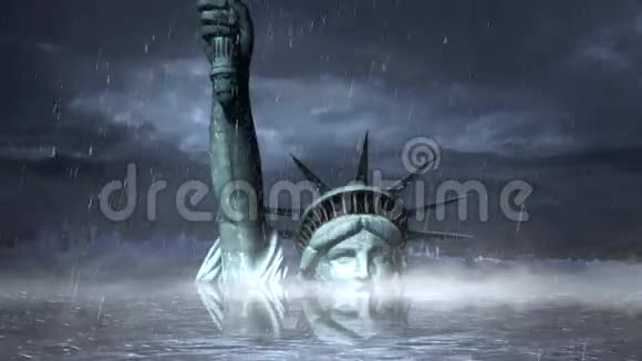 自由女神像淹没在暴雨中视频的预览图