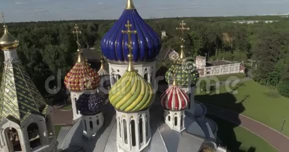 佩雷德尔基诺航空公司切尔尼戈夫王子伊戈尔庙视频的预览图