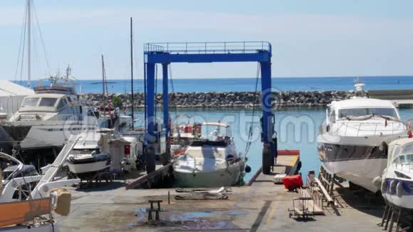 码头船修理码头库萨达西土耳其视频的预览图