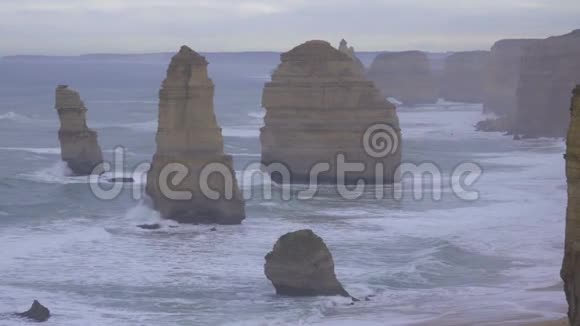 沿岸有十二个使徒岩层视频的预览图