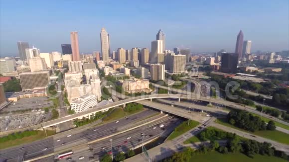 佐治亚州亚特兰大市和20号州际公路视频的预览图