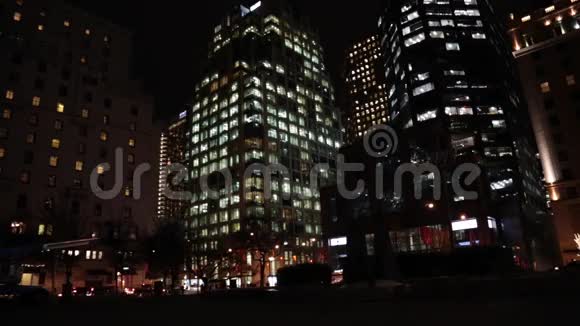 城市生活之夜高层建筑视频的预览图