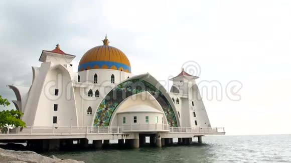 马六甲海峡清真寺视频的预览图