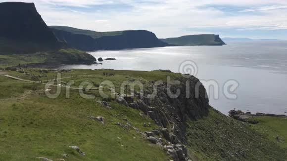 4K超高清视图从尼斯特点斯凯岛苏格兰视频的预览图