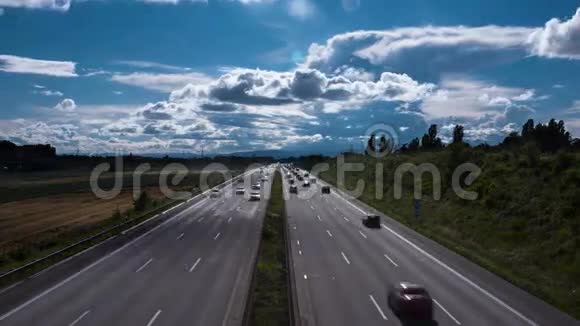 德国高速公路的时间流逝视频的预览图