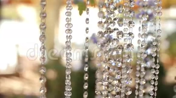婚礼用水晶装饰视频的预览图