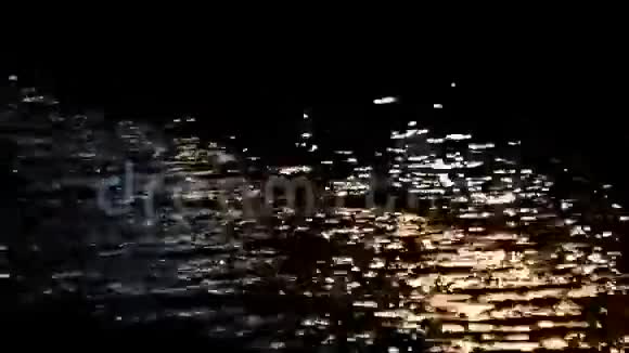 金水倒影背景视频的预览图