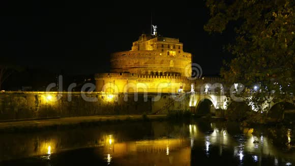 在罗马被称为卡斯特尔圣安杰洛的奇妙陵墓天使城堡视频的预览图