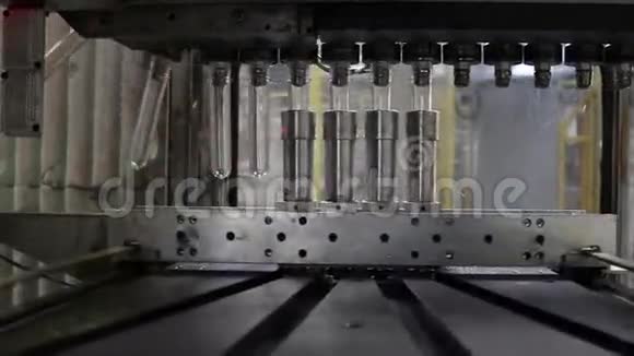 工业机械视频的预览图