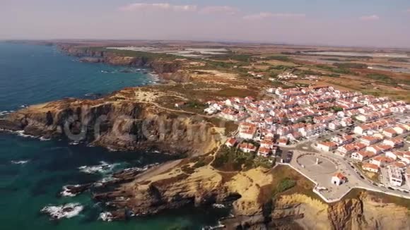葡萄牙ZambujeiradeMar鸟瞰全景视频的预览图