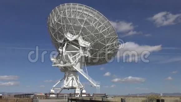 巨型射电望远镜时间流逝视频的预览图