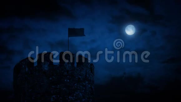 夜晚吹旗在城堡里视频的预览图