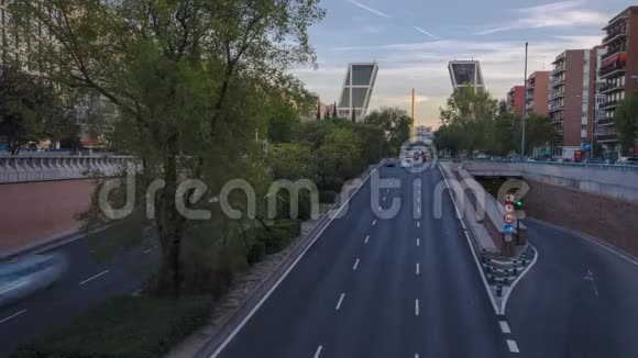 马德里市交通滞后视频的预览图