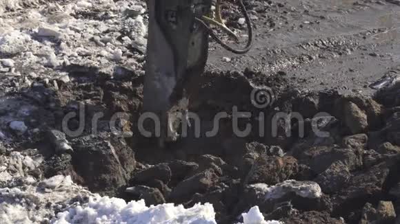 破碎器水力切割冻土时间推移库存录像视频的预览图