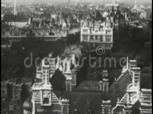 法国巴黎航空景观20世纪40年代视频的预览图