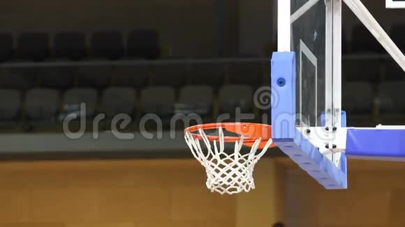 篮球圈视频的预览图