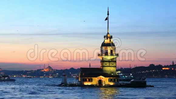 伊斯坦布尔的少女塔落日视频的预览图